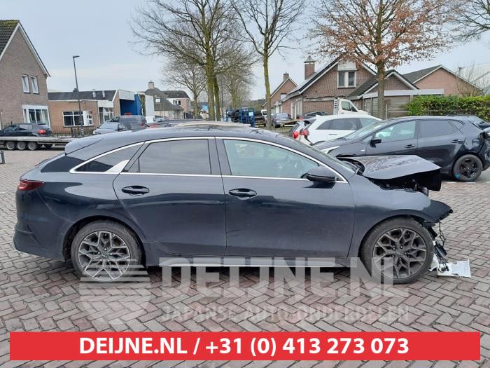 Kia Pro Ceed Extra Ruit 4Deurs rechts-achter O607616