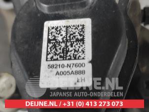 Hyundai Tucson Rear brake calliper, left O607678 photo 3