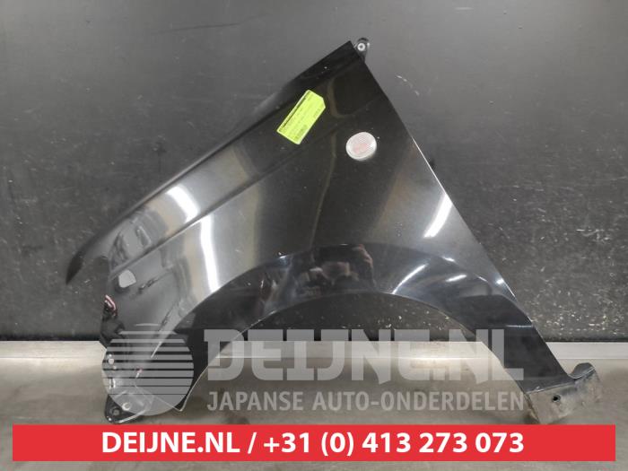 Daihatsu Materia Scherm links-voor O607704