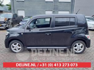 Daihatsu Materia Scherm links-voor O607704 foto 3