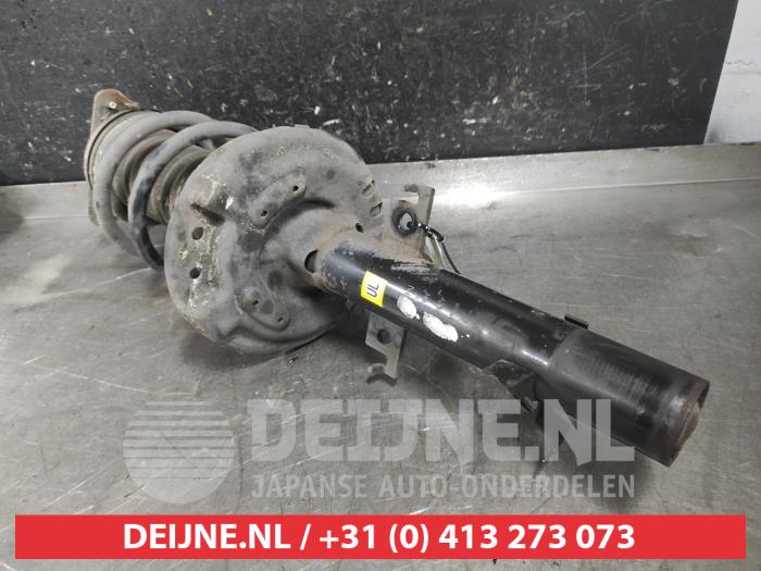 Nissan X-Trail Front shock absorber rod, left O607804