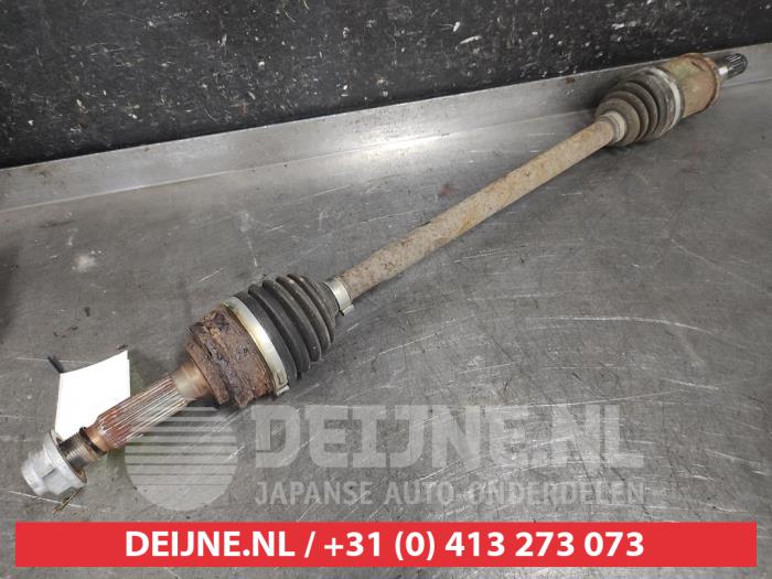 Gebruikte Aandrijfas links-achter Mitsubishi Outlander (GF/GG) 2.2 DI-D 16V Clear Tec 4x4 Prijs € 75,00 Margeregeling aangeboden door V.Deijne Jap.Auto-onderdelen BV