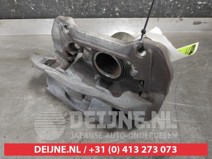 Kia Pro Ceed Remklauw (Tang) links-voor O608011