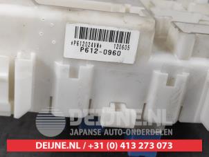 Suzuki Swift Sicherungskasten O608163 foto 2