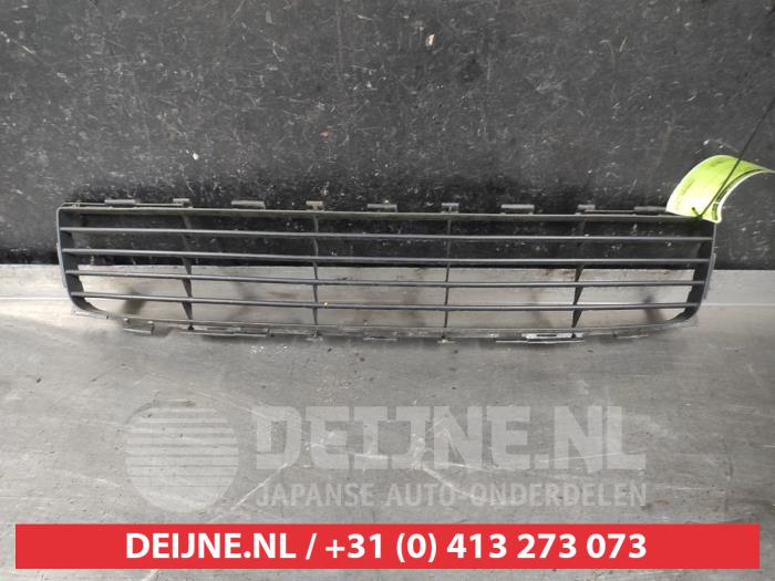 Toyota Auris Bumper Rooster O608257