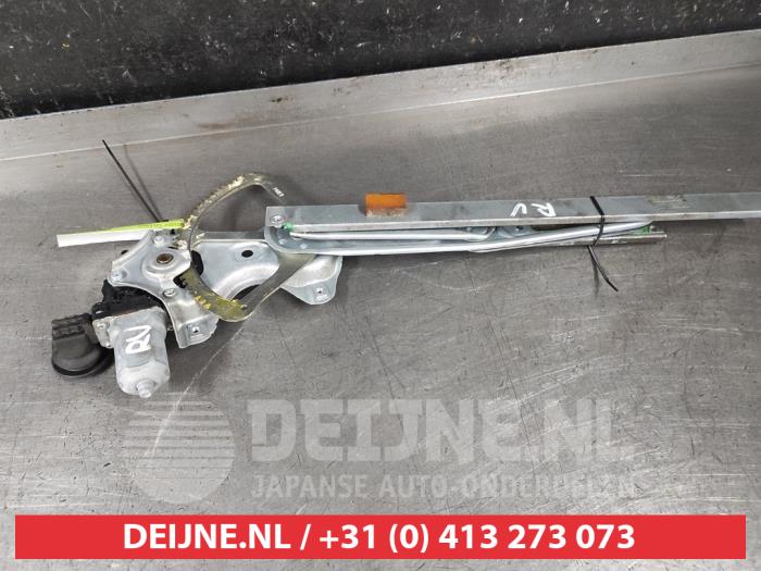 Toyota Auris Ruitmechaniek 4Deurs rechts-voor O608260