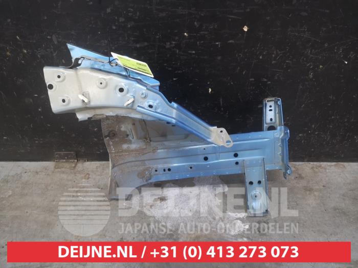 Nissan Micra Carrosserie Hoek rechts-voor O608345