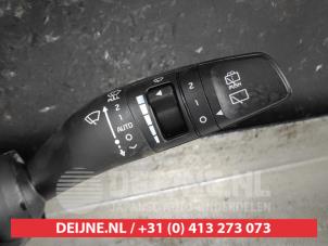 Kia Stonic Steering column stalk O608358 photo 3