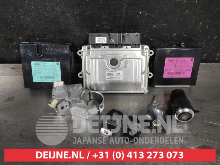 Kia Stonic Slotenset Cilinder (compleet) O608396
