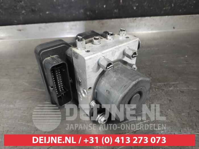 Gebruikte ABS Pomp Nissan Micra (K14) 0.9 IG-T 12V Prijs € 125,00 Margeregeling aangeboden door V.Deijne Jap.Auto-onderdelen BV