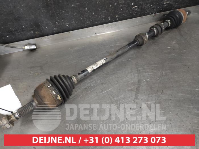 Nissan Micra Aandrijfas rechts-voor O608438