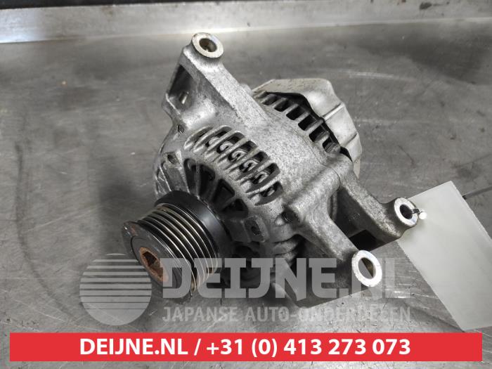 Gebruikte Dynamo Suzuki Swift (ZA/ZC/ZD) 1.3 D 16V Prijs € 40,00 Margeregeling aangeboden door V.Deijne Jap.Auto-onderdelen BV