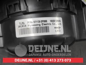 Kia Sorento Heating and ventilation fan motor O608801 photo 3