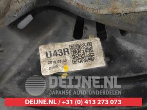 Kia Sorento Fusee rechts-voor O608823 foto 3