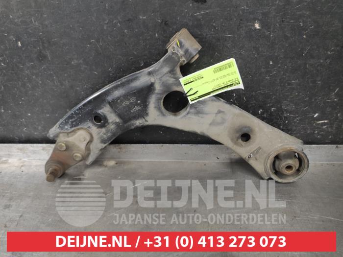 Kia Sorento Draagarm onder links-voor O608830