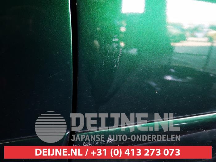 Toyota Corolla Verso Front door 4-door, right O609100