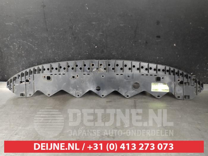 Toyota Yaris Bumper bottom O609165