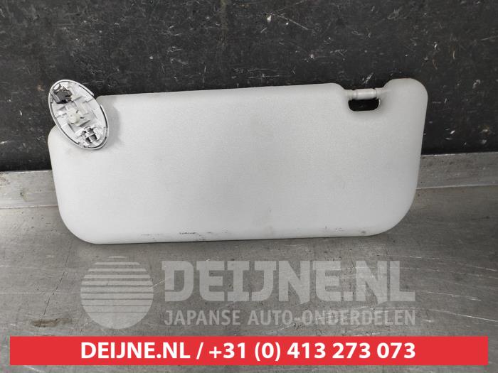 Toyota Yaris Sun visor O609168