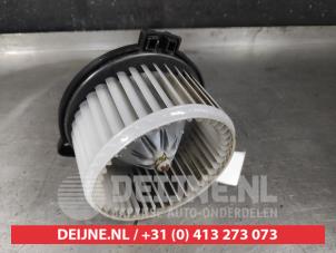 Toyota Corolla Verso Heizung Belüftungsmotor O609253 foto 2