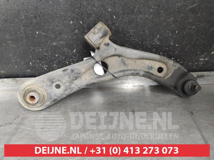 Suzuki Splash Querlenker unten rechts vorne O609295