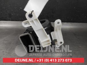 Gebruikte Accu ventilator Toyota Yaris Cross (PB1/PJ1) 1.5 12V Hybrid 115 Prijs € 75,00 Margeregeling aangeboden door V.Deijne Jap.Auto-onderdelen BV