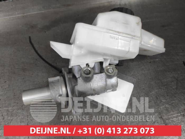 Toyota Yaris Cross Master cylinder O609452