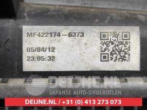 Toyota Yaris Kühler O609557 foto 2