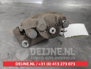 Toyota Yaris Front brake calliper, right O609565 photo 3