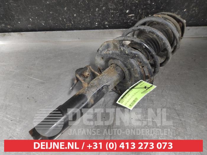 Mazda 3 Schokdemperpoot rechts-voor O609712