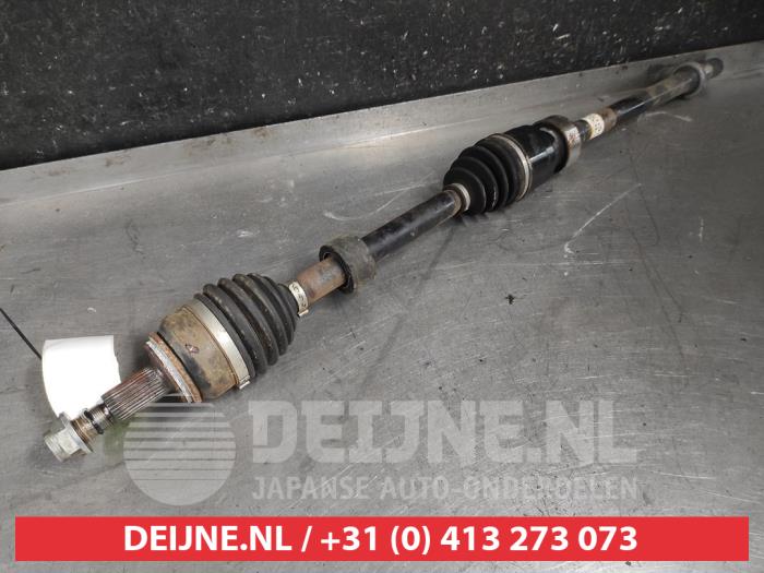 Mazda 3 Aandrijfas rechts-voor O609716
