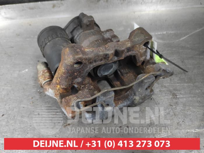 Mazda 3 Remklauw (Tang) rechts-achter O609726