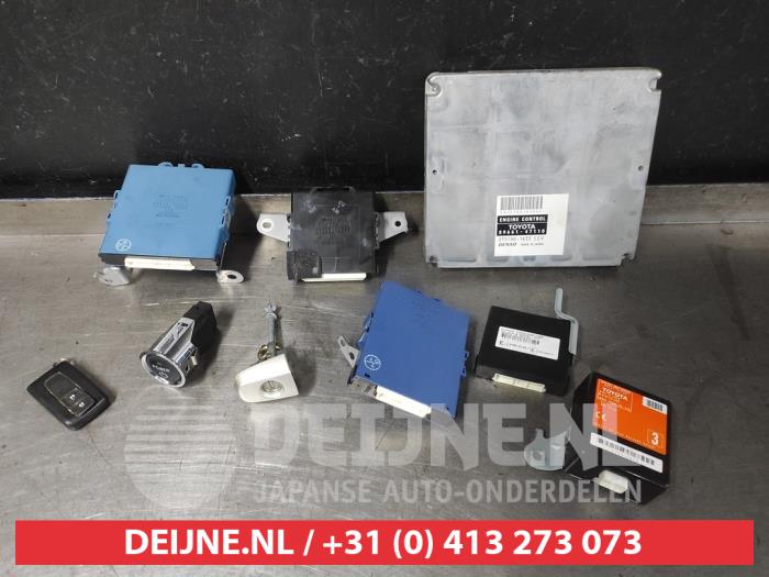 Toyota Prius Slotenset Cilinder (compleet) O609856