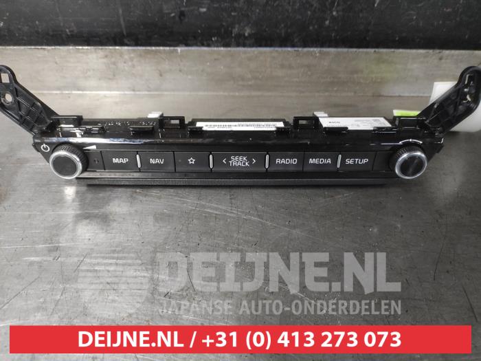 Kia Niro Radiobedienings paneel O609977