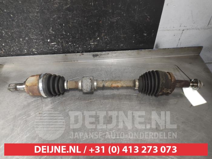 Kia Ceed Aandrijfas links-voor O609970