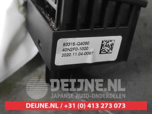 Kia Niro Stoelverwarmings Schakelaar O610106 foto 3