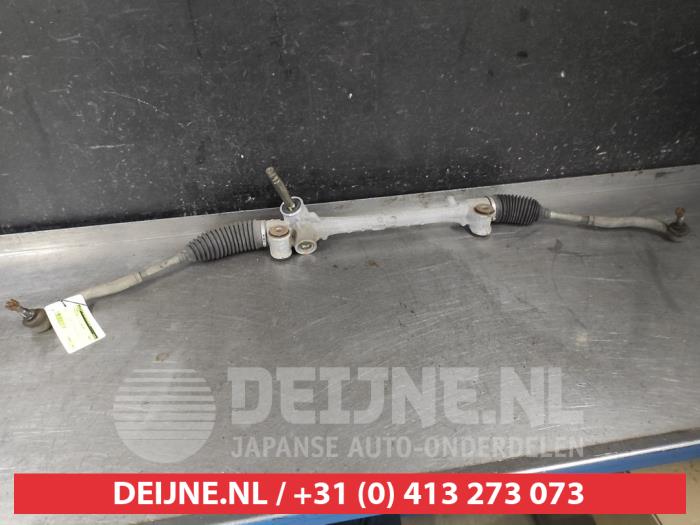 Toyota Yaris Steering box O610172
