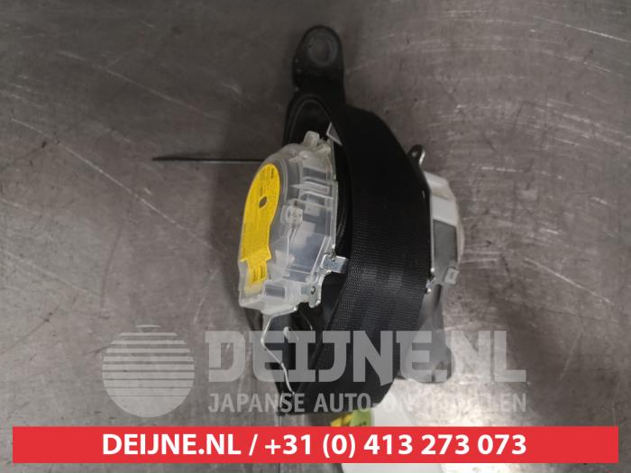 Hyundai I20 Front seatbelt, left O610199