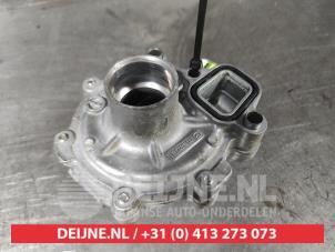 Gebruikte Waterpomp Mazda CX-3 (DJ/DK) 2.0 SkyActiv-G 120 Prijs € 25,00 Margeregeling aangeboden door V.Deijne Jap.Auto-onderdelen BV