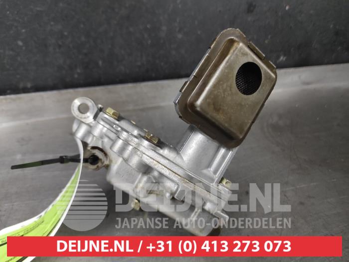 Toyota Avensis Verso Oliepomp O610262