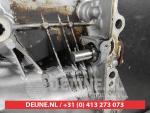 Toyota Avensis Verso Distributiedeksel O610290 foto 3