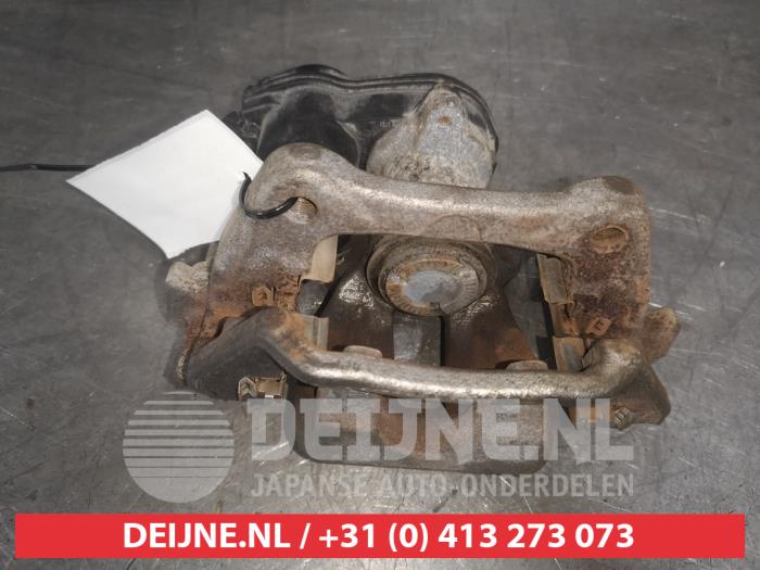 Toyota C-HR Remklauw (Tang) rechts-achter O610310