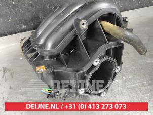 Hyundai I30 Inlaatspruitstuk O610446 foto 3