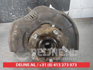 Toyota Auris Achsschenkel rechts vorne O610502 foto 2