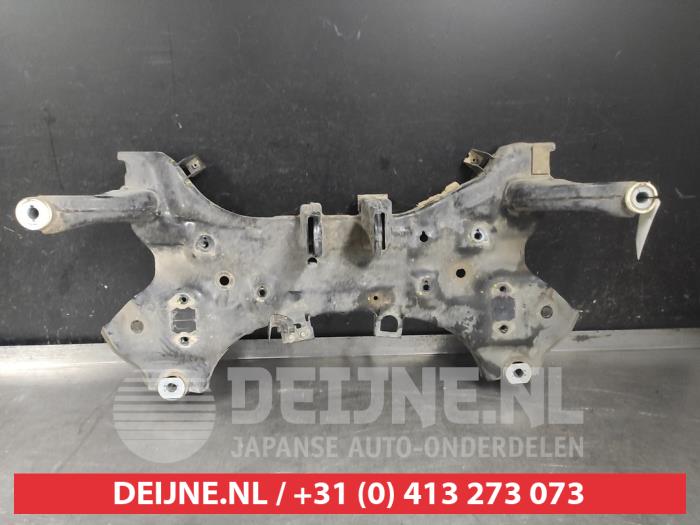 Gebruikte Subframe Kia Niro I (DE) E-Niro 64 kWh Prijs € 250,00 Margeregeling aangeboden door V.Deijne Jap.Auto-onderdelen BV