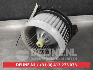 Toyota Yaris Kachel Ventilatiemotor O610720 foto 2
