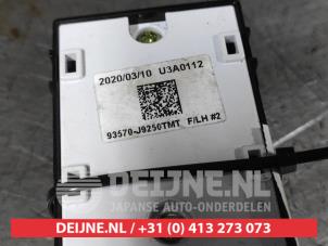 Hyundai Kona Multi-functional window switch O610822 photo 3