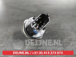 Suzuki SX-4 Kraftstoffdruck Sensor O611130 photo 2