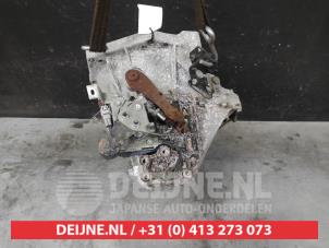 Toyota Aygo Versnellingsbak O611322 foto 3
