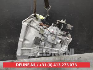 Toyota Aygo Versnellingsbak O611322 foto 2