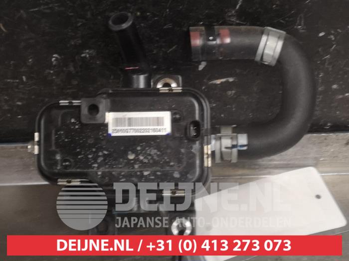 Hyundai Ioniq Additional water pump O611560